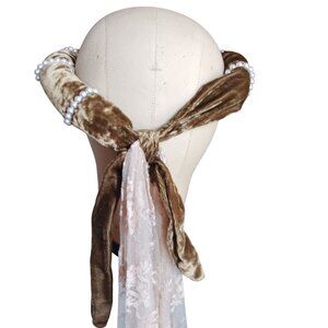 Women's Peasant Medieval Ren Fair Velvet Pearl Headband With Lace Tail Costume